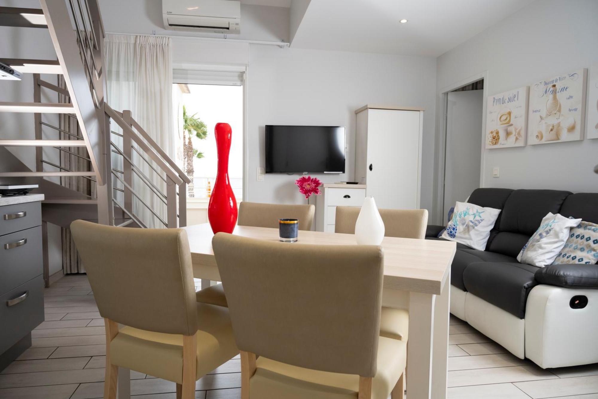 Hotel La Ciotat - A Deux Pas De L'Eau Экстерьер фото