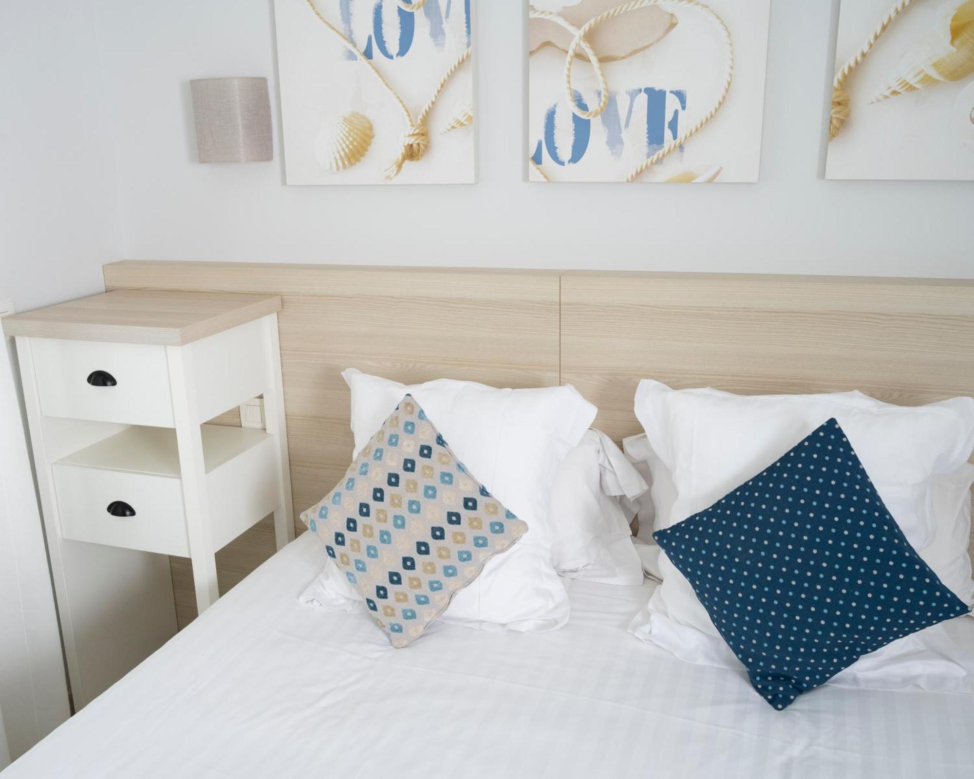 Hotel La Ciotat - A Deux Pas De L'Eau Экстерьер фото